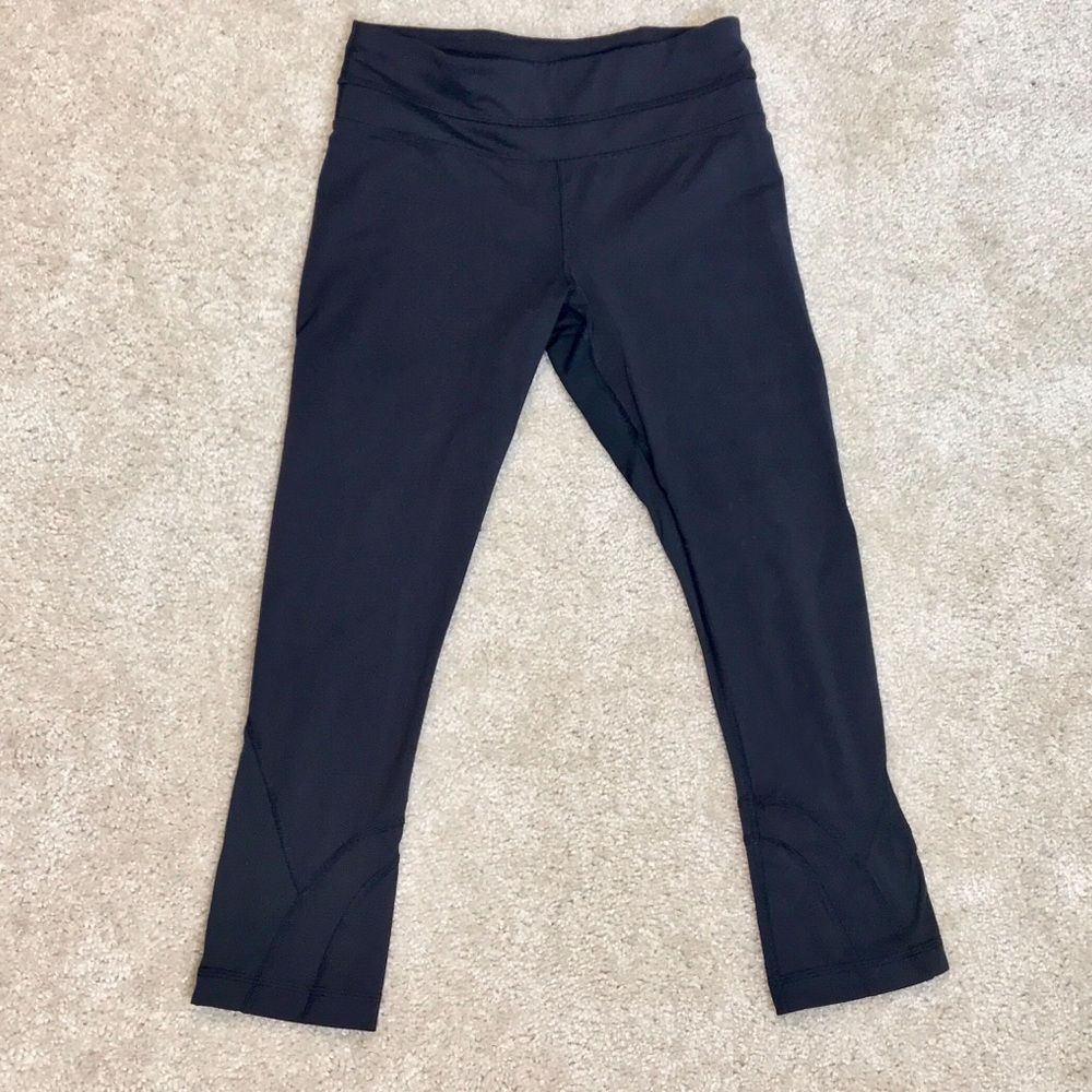 Lululemon Run: Inspire Crop II Mesh - Picture 3 of 8